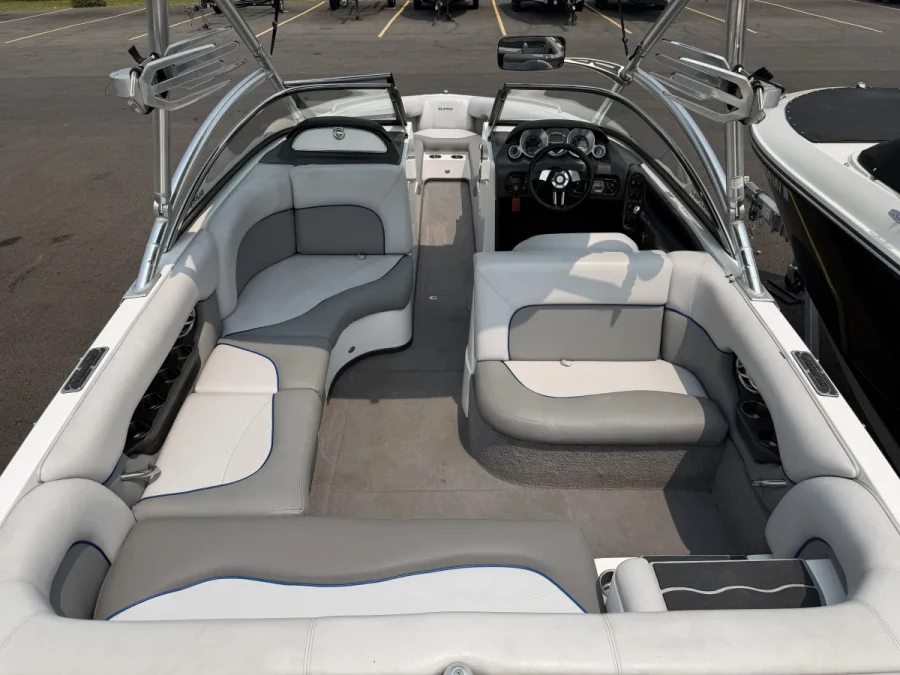 2009-supra-launch-24ssv-146415-image11.webp