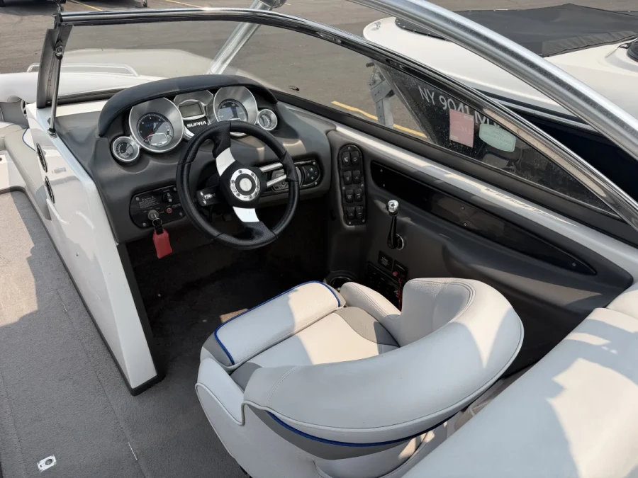 2009-supra-launch-24ssv-146415-image12.webp