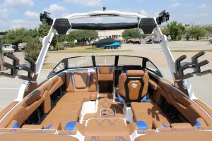 2027-malibu-m230-146417-image15.webp