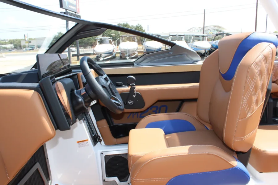 2027-malibu-m230-146417-image16.webp