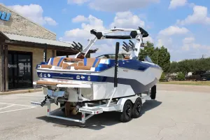 2027-malibu-m230-146417-image6.webp