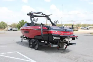 2023-malibu-wakesetter-23-lsv-146419-image5.webp