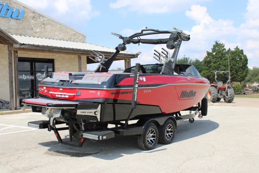 2023-malibu-wakesetter-23-lsv-146419-image6.webp