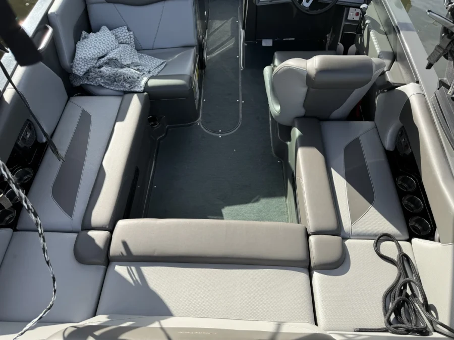 2020-mastercraft-nxt20-146423-image5.webp