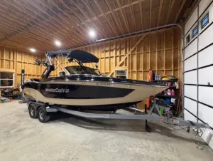 2022-mastercraft-xt23-146424-image0.webp