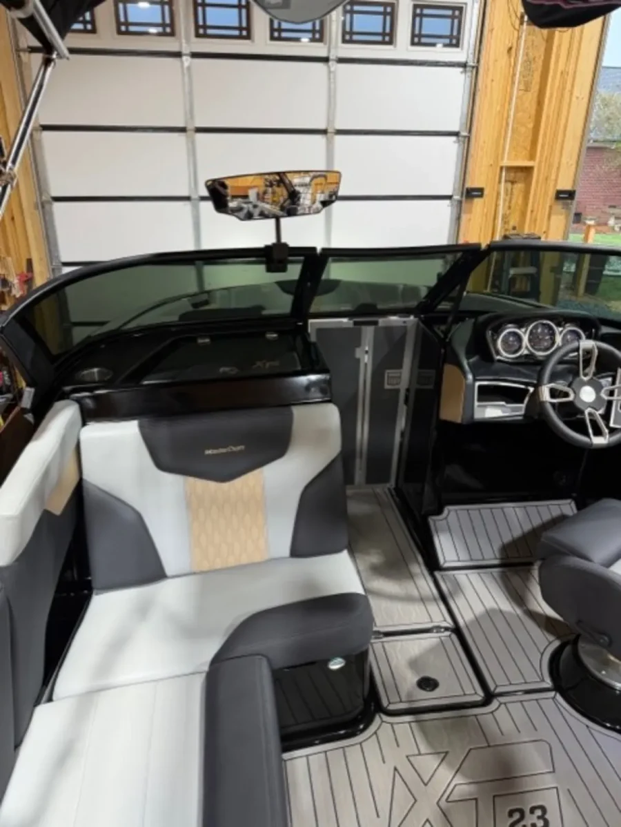 2022-mastercraft-xt23-146424-image18.webp