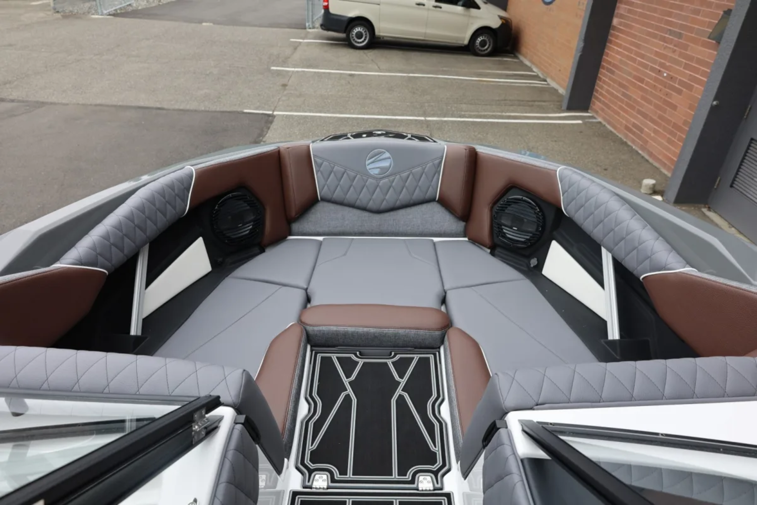 2027 Tige Z3