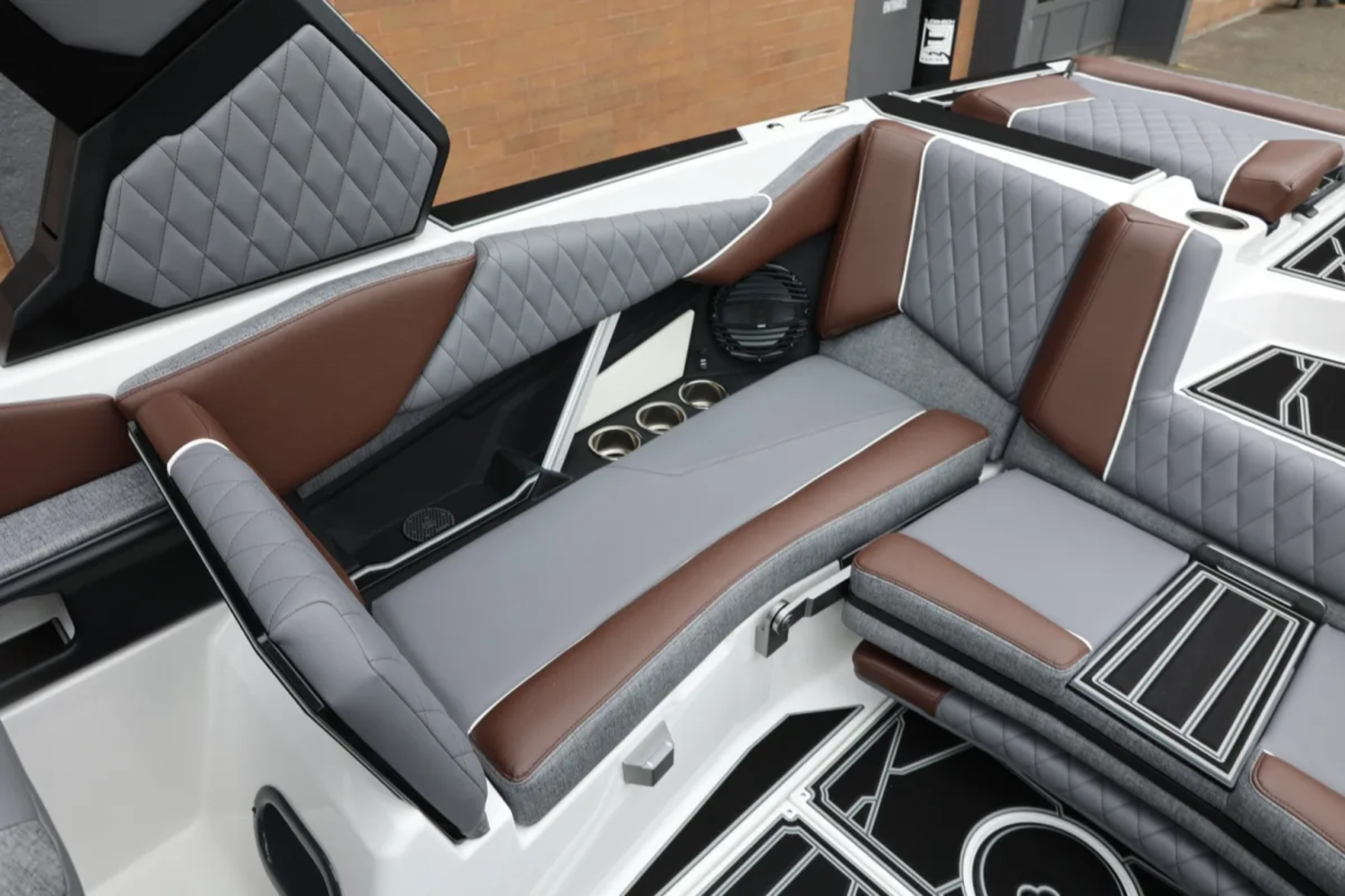2027 Tige Z3