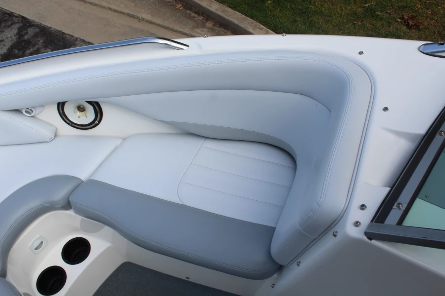 2003-mastercraft-x10-146438-image17