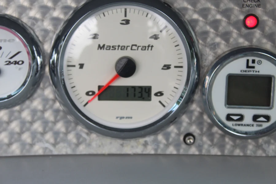 2003-mastercraft-x10-146438-image19