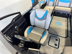 2022-malibu-wakesetter-25-lsv-146443-image21