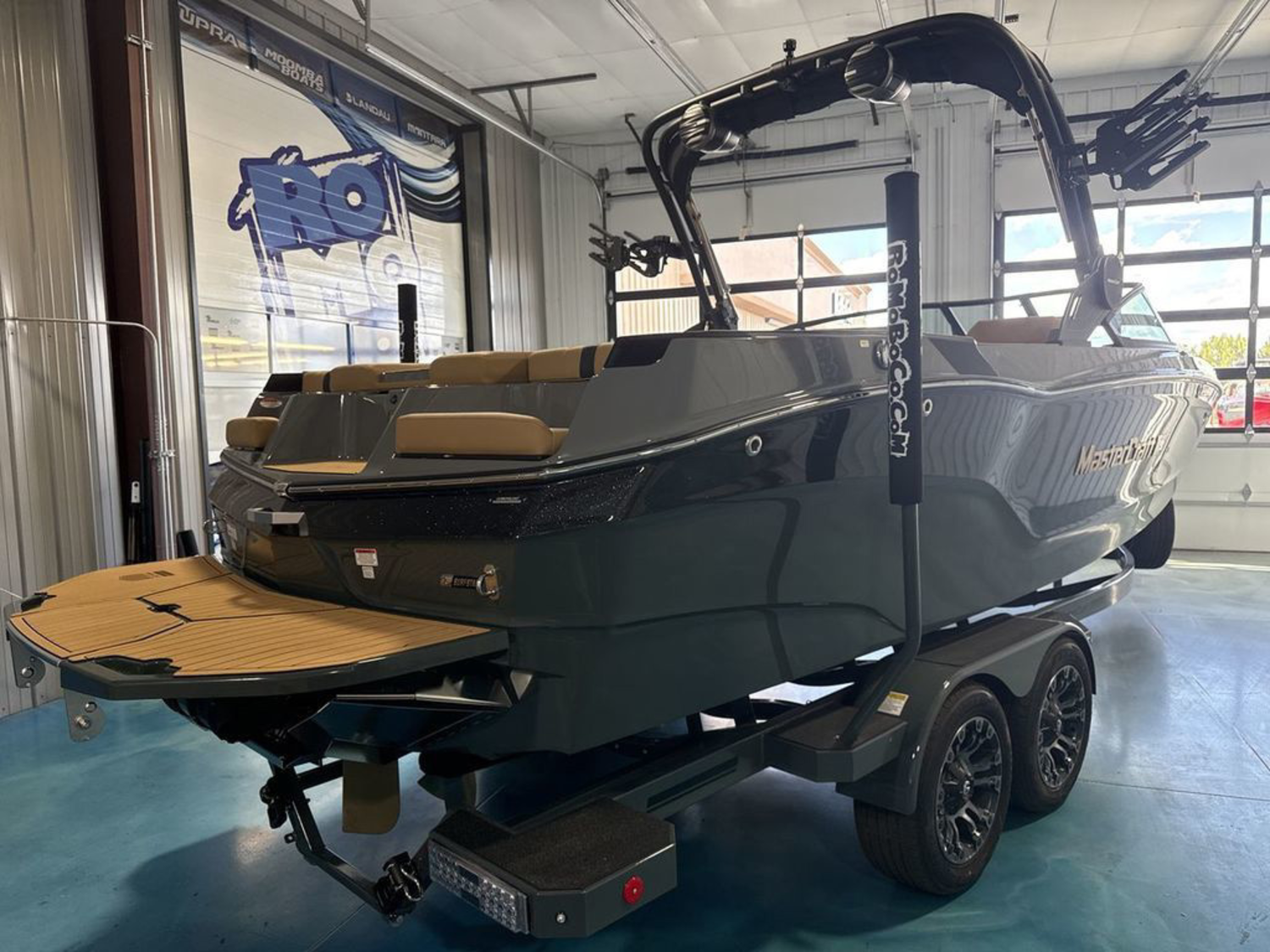 2027 Mastercraft XT24