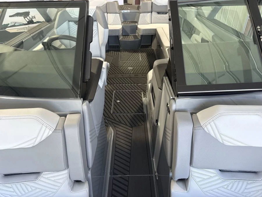 2027-mastercraft-x-star-146453-image12