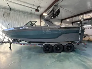 2027-mastercraft-x-star-146453-image2