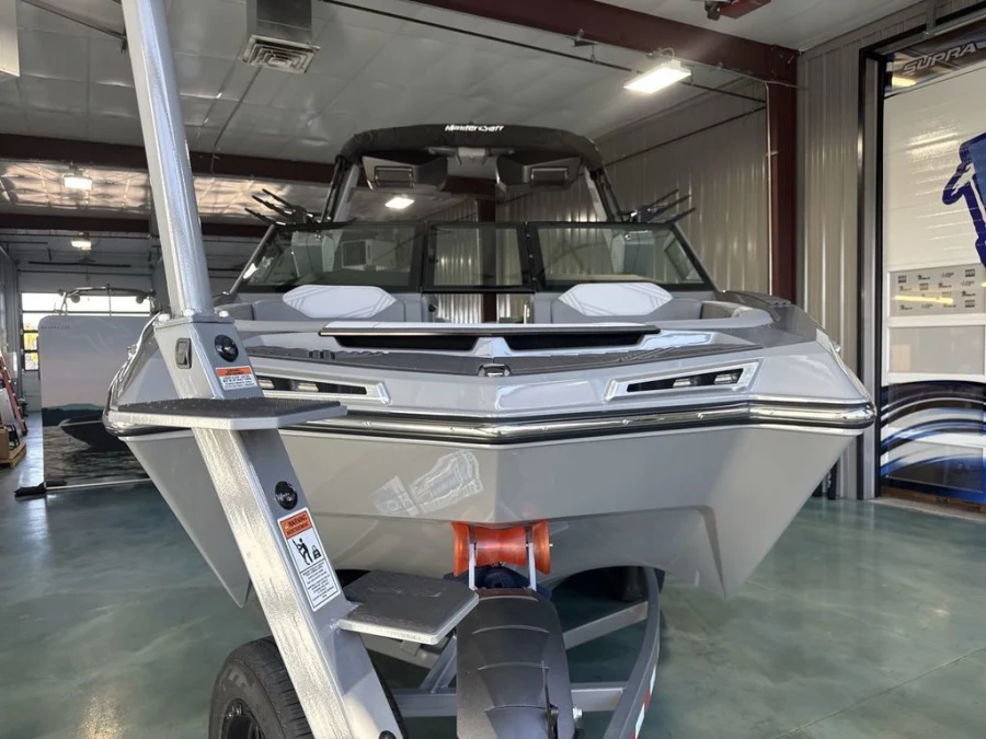 2027-mastercraft-x-star-146453-image8