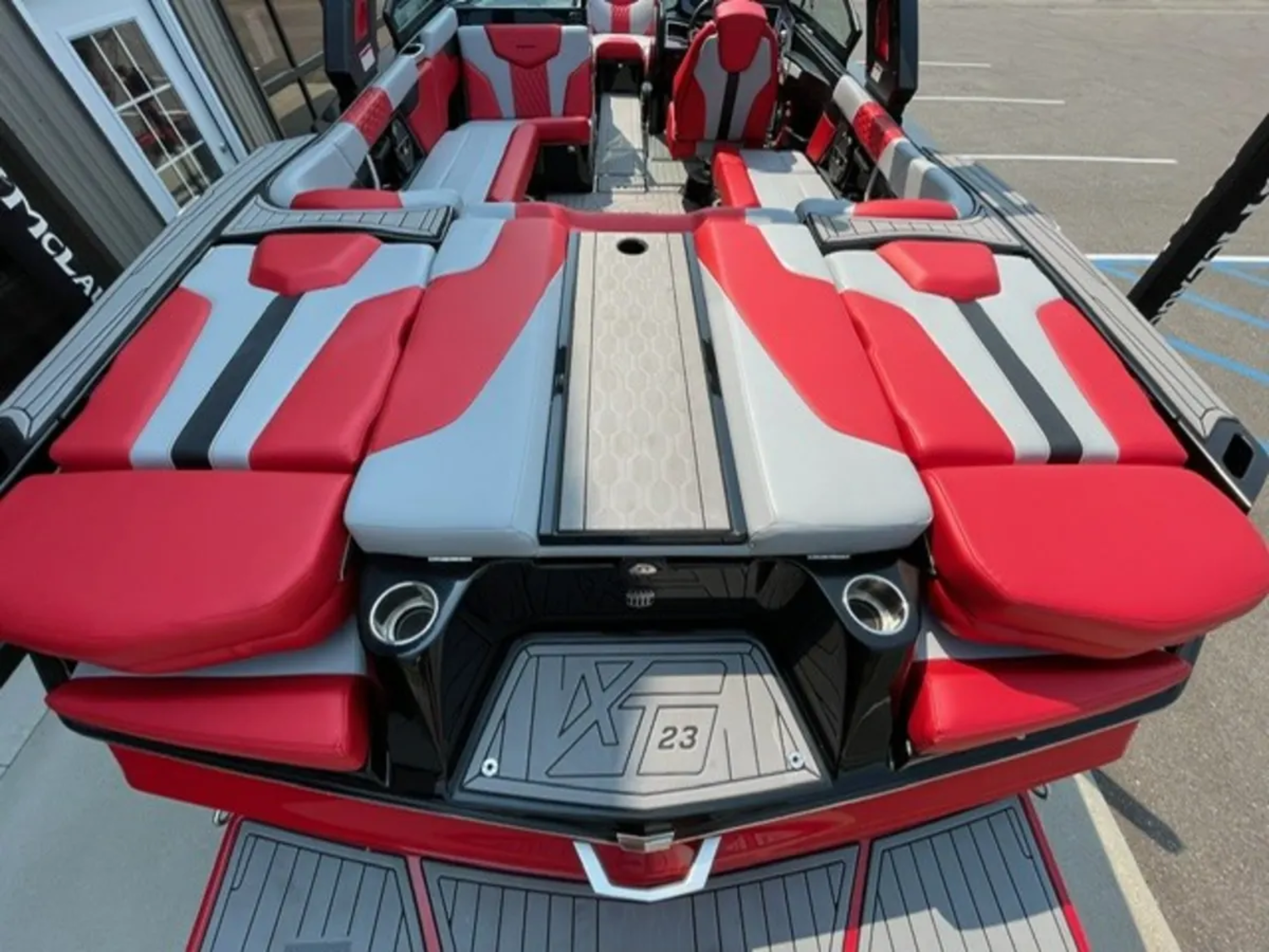 2022 Mastercraft XT23