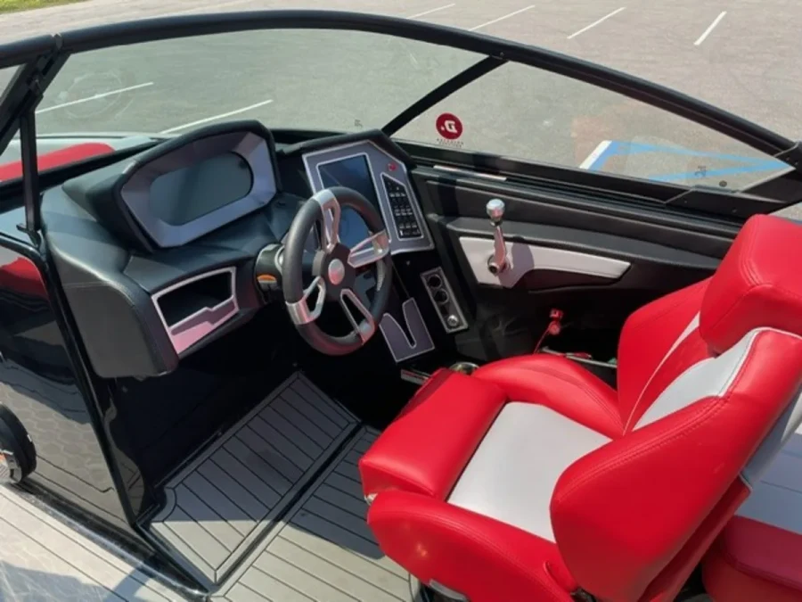 2022-mastercraft-xt23-146454-image6.webp