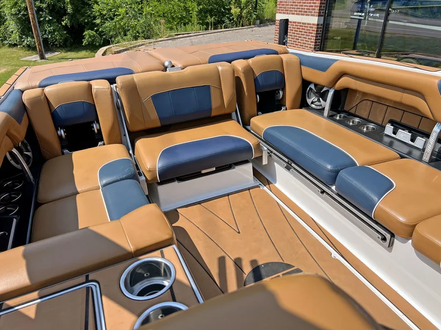 2020-malibu-wakesetter-25-lsv-146457-image10.webp