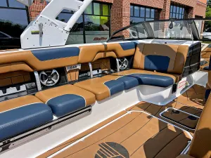 2020-malibu-wakesetter-25-lsv-146457-image6.webp