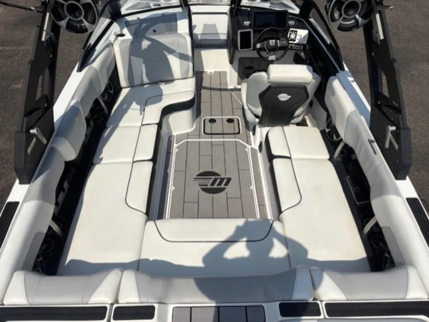 2020 Malibu 23 MXZ