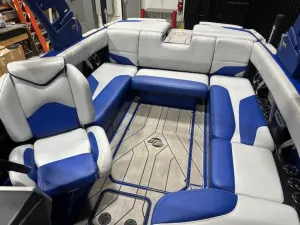2020-malibu-wakesetter-22-mxz-146460-image19.webp