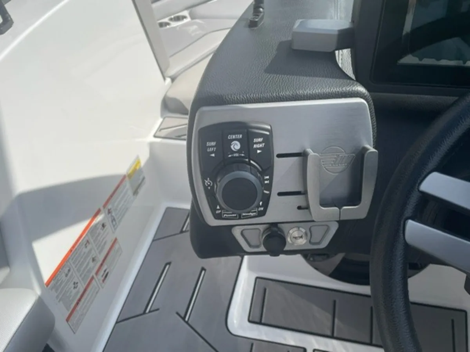 2018 Malibu 21 VLX