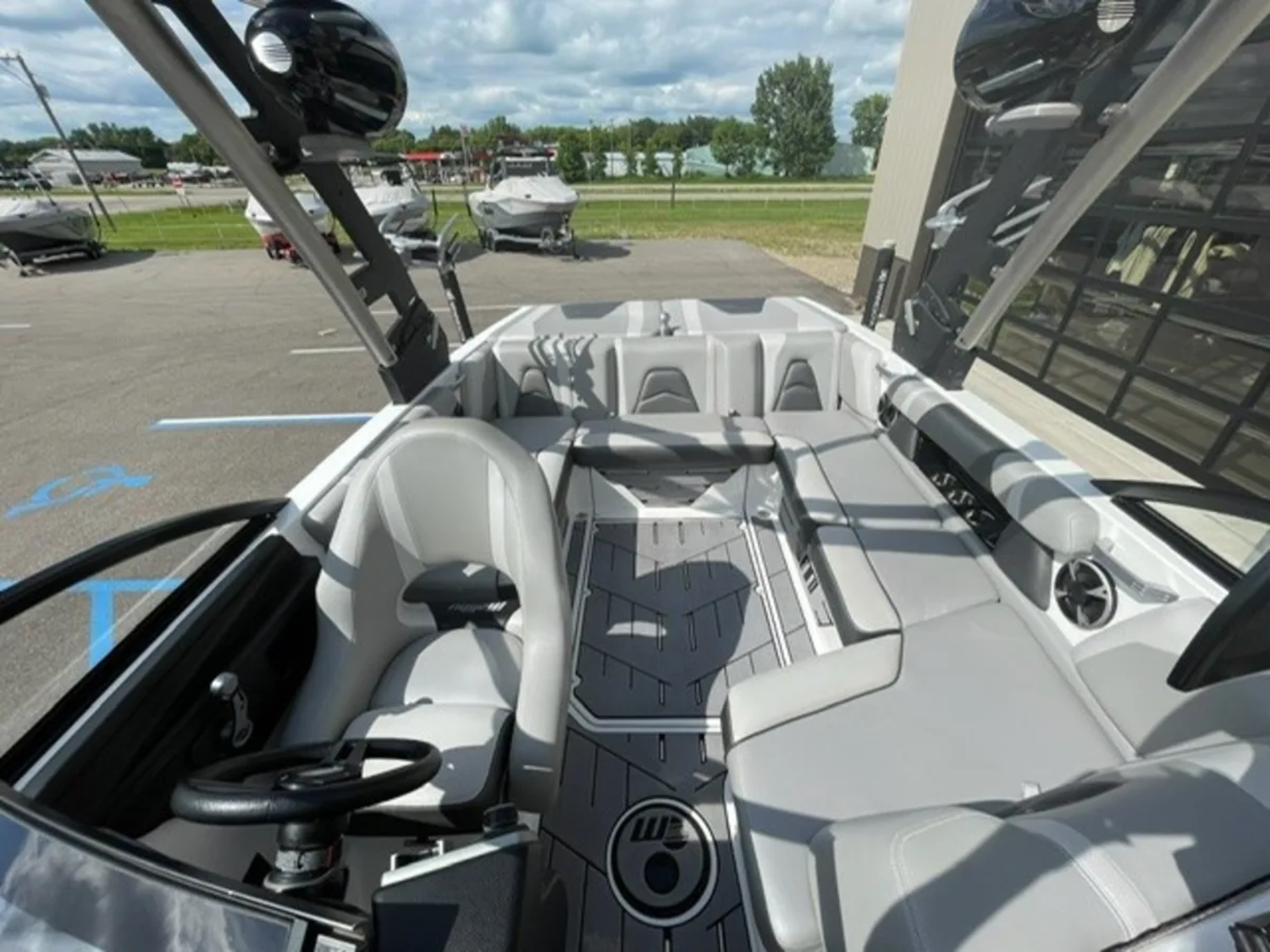 2018 Malibu 21 VLX