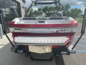 2018-malibu-wakesetter-vlx-146461-image3.webp