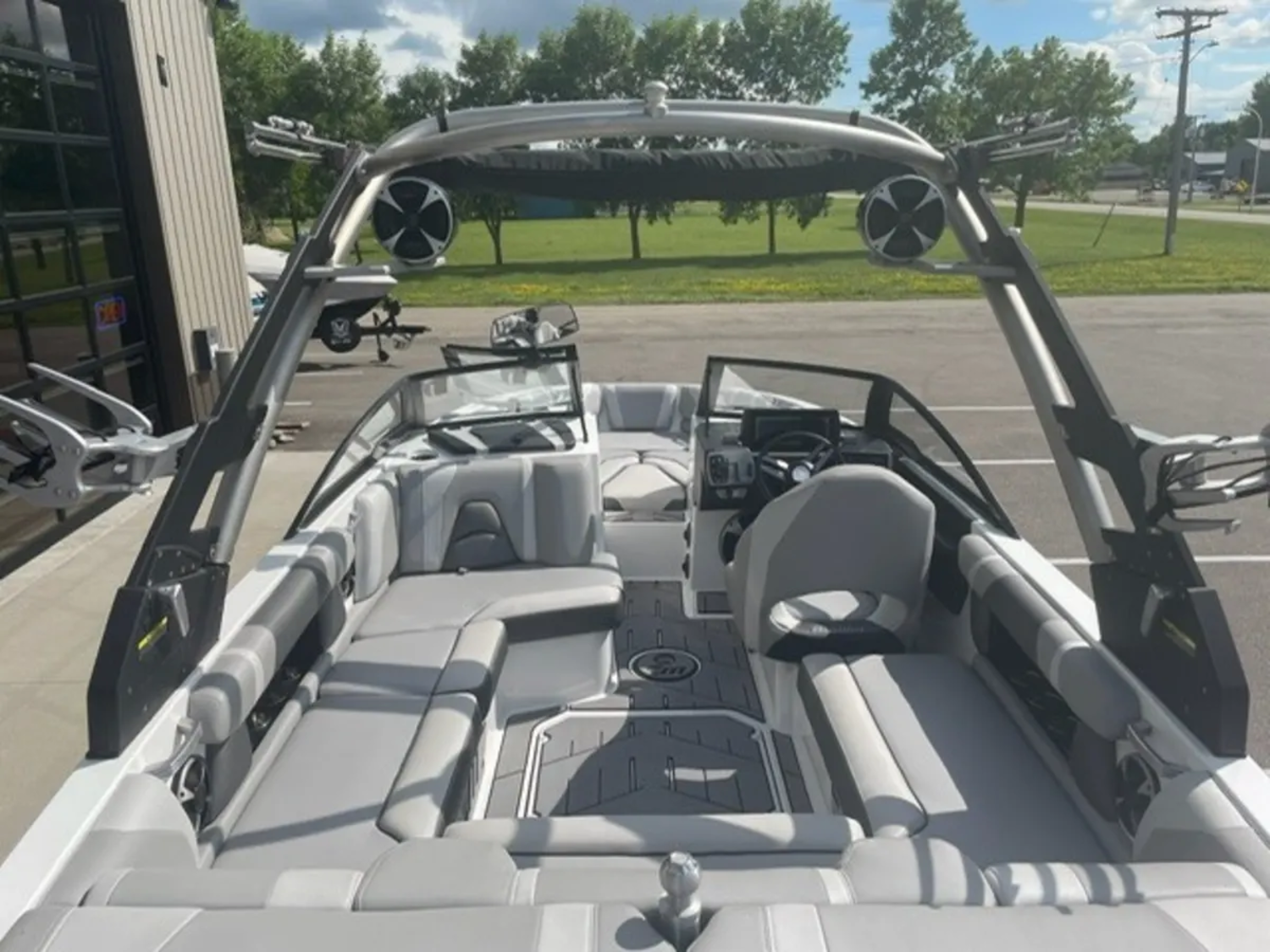 2018 Malibu 21 VLX