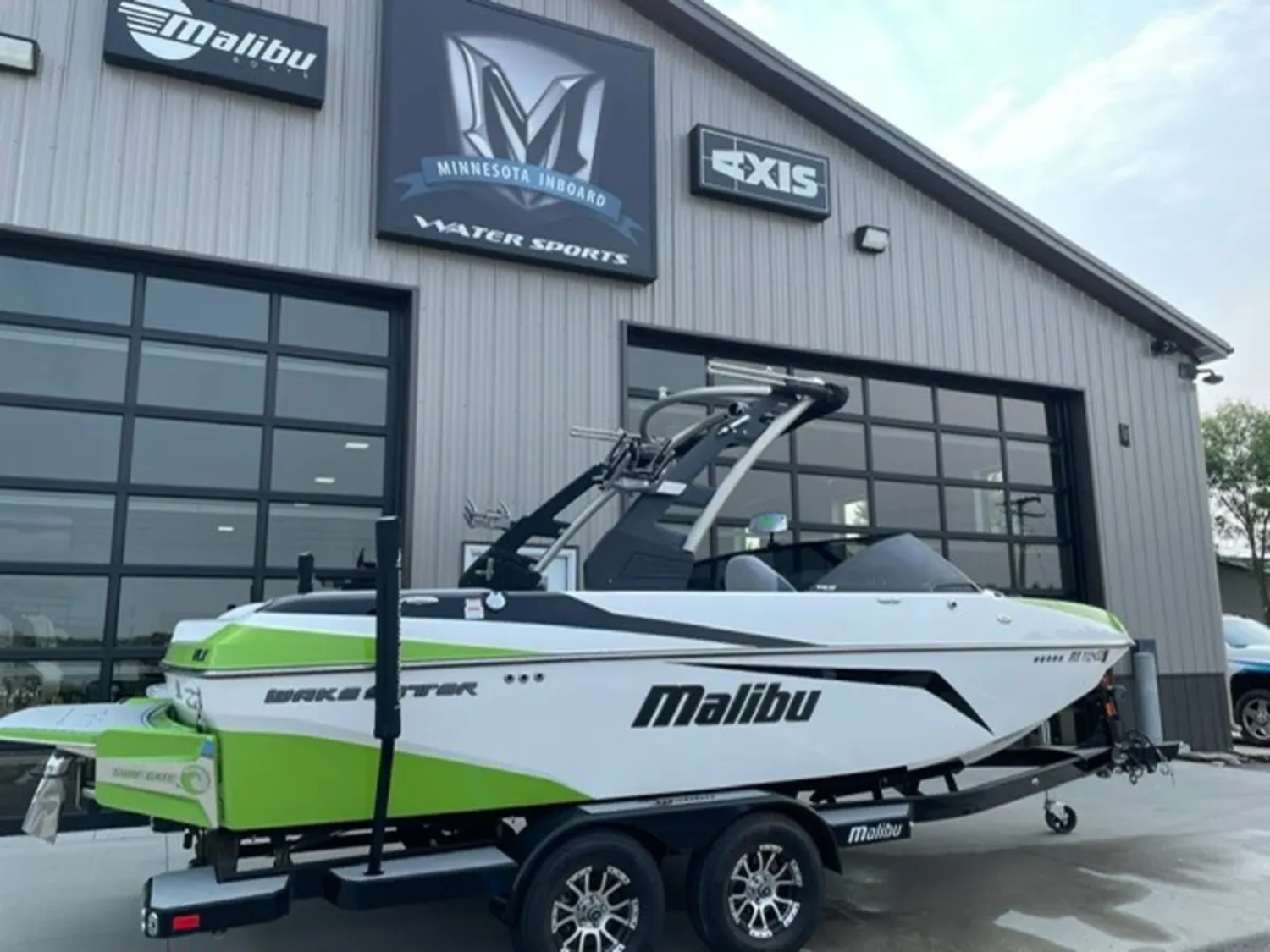 2017 Malibu 21 VLX