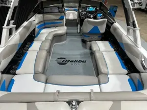2015-malibu-wakesetter-23-lsv-146468-image23.webp