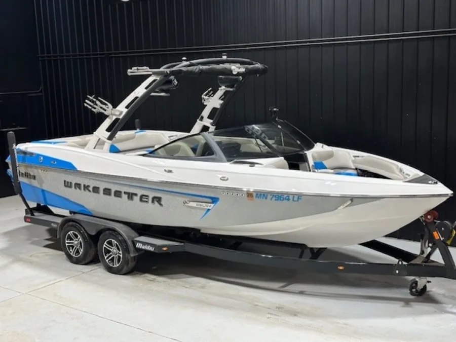 2015-malibu-wakesetter-23-lsv-146468-image6.webp