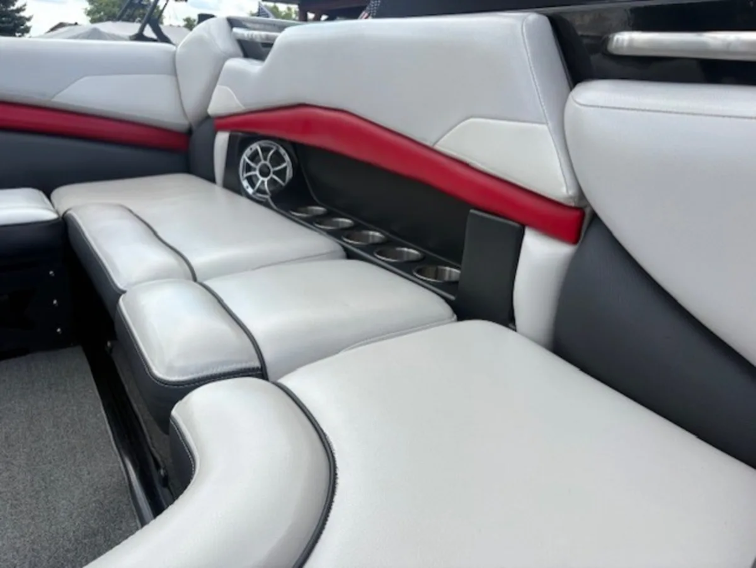 2015 Axis A22