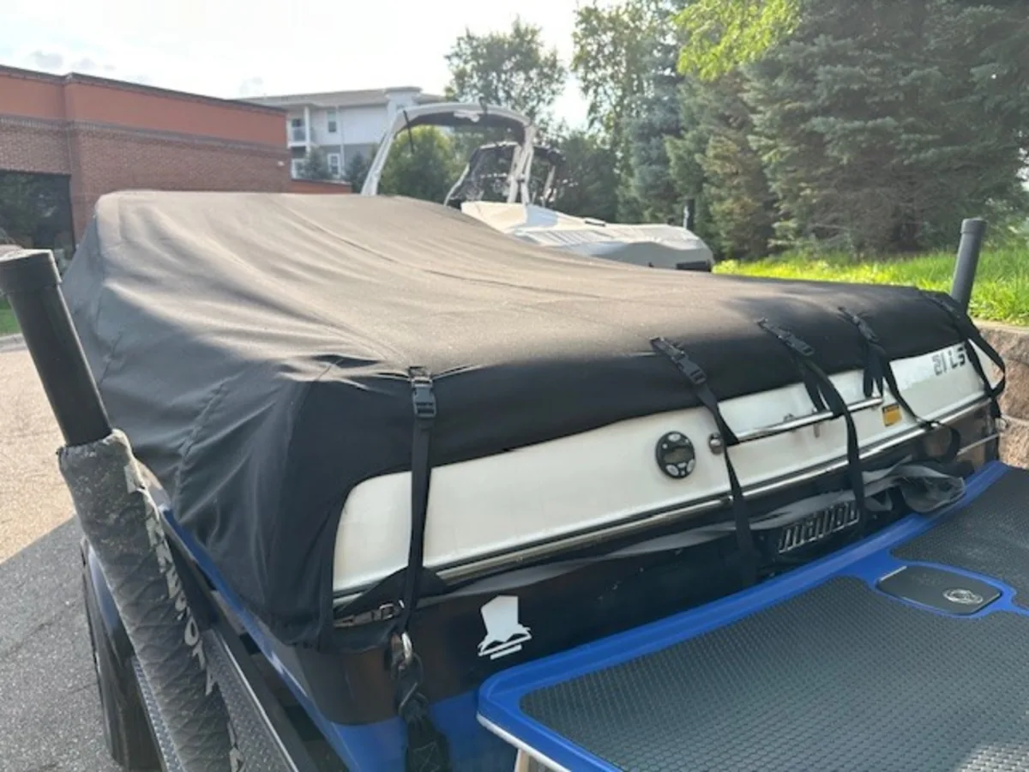2004 Malibu Sunscape 21
