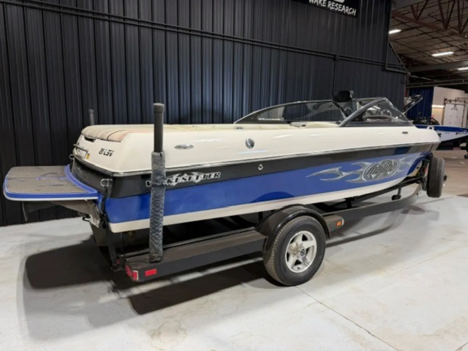 2004 Malibu Sunscape 21
