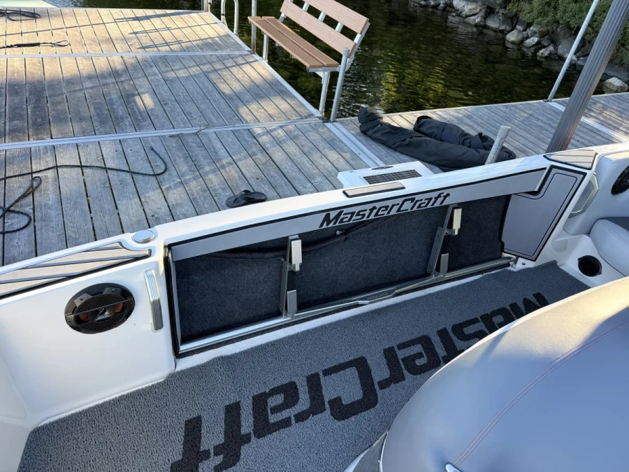 2020-mastercraft-prostar-146479-image8.webp