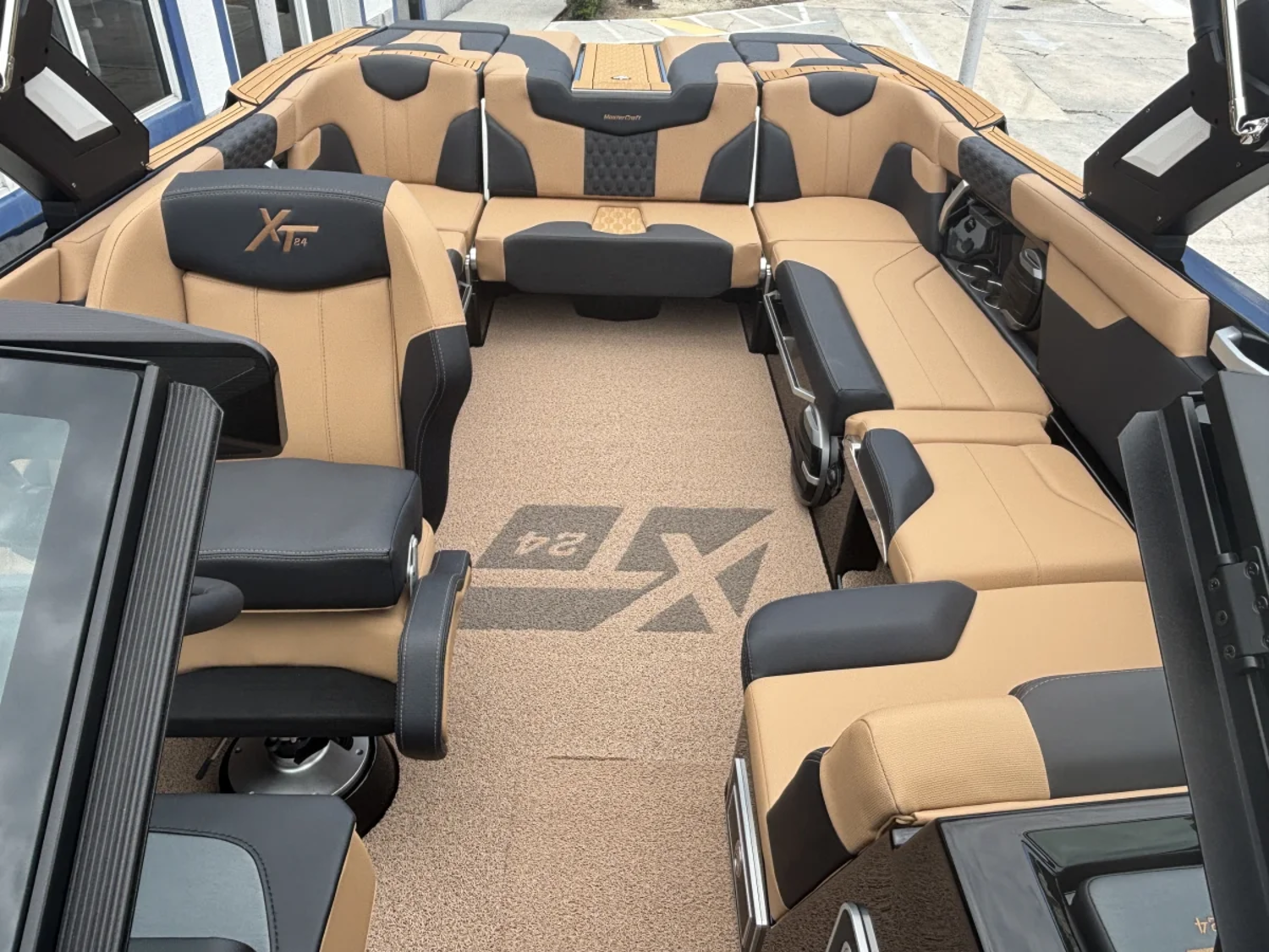 2026 Mastercraft XT24