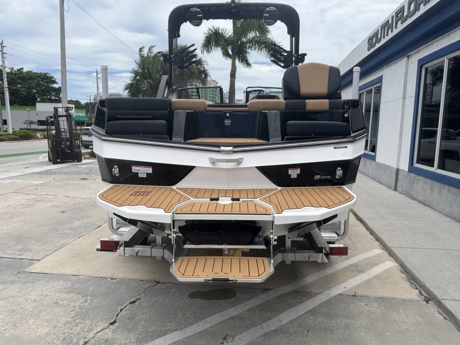 2026 Mastercraft XT24
