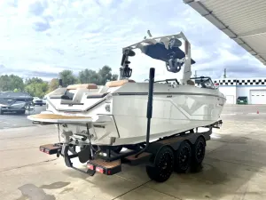 2023-nautique-g23-146498-image11.webp