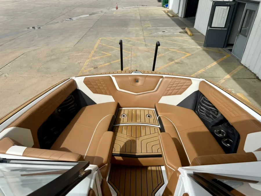 2023-nautique-g23-146498-image13.webp