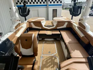 2023-nautique-g23-146498-image15.webp