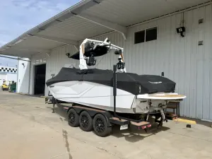 2023-nautique-g23-146498-image3.webp