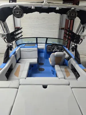 2022-mastercraft-nxt20-146504-image1.webp