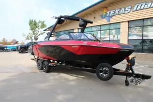 2027-malibu-wakesetter-23-lsv-146506-image1.webp
