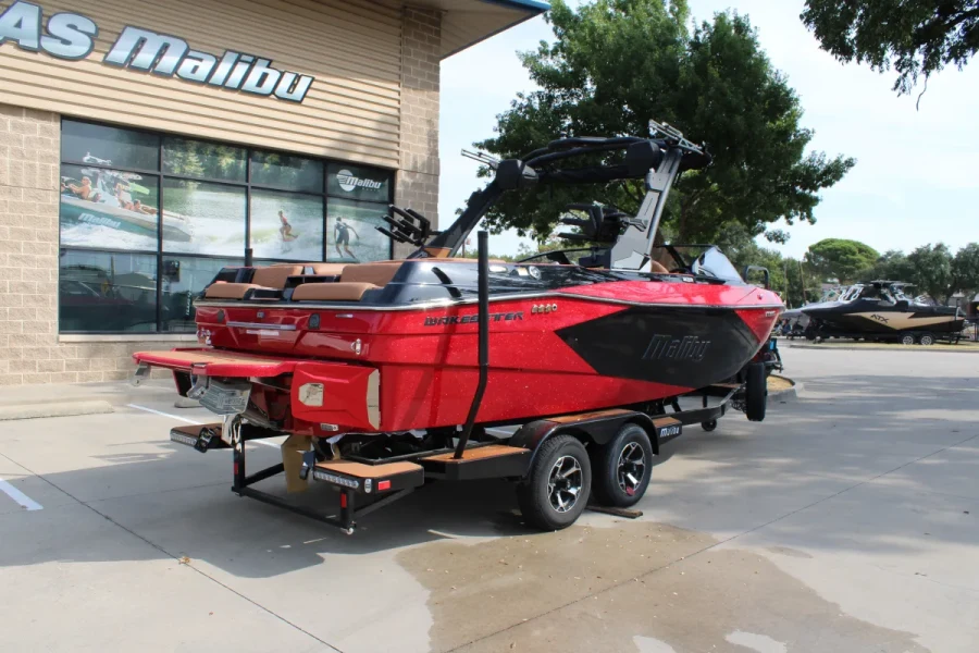 2027-malibu-wakesetter-23-lsv-146506-image6.webp