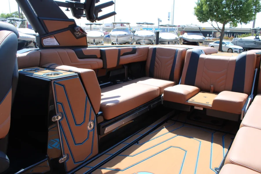 2027-malibu-wakesetter-25-lsv-146508-image11.webp