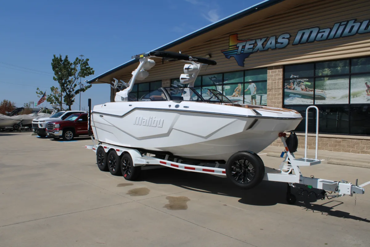 2027 Malibu M242