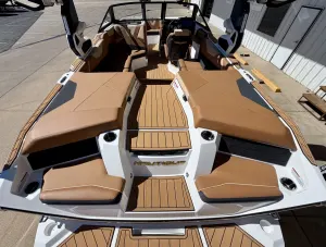 2026-nautique-s21-146518-image8.webp