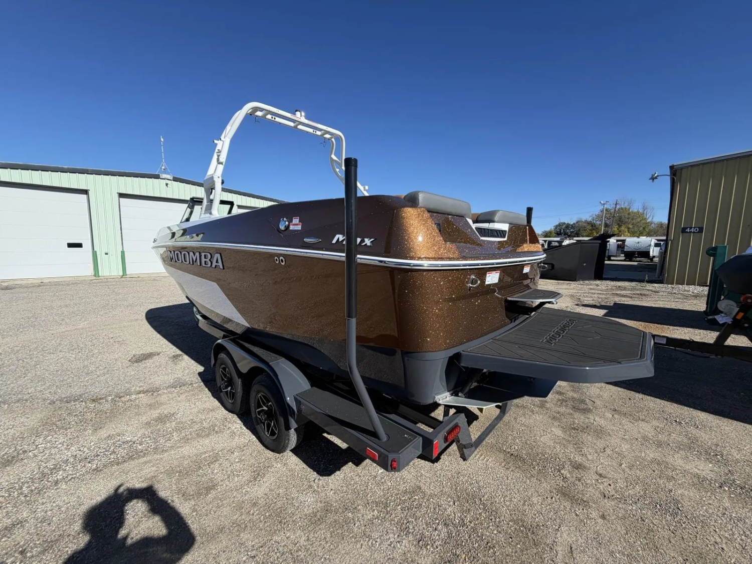 2027 MOOMBA MAX