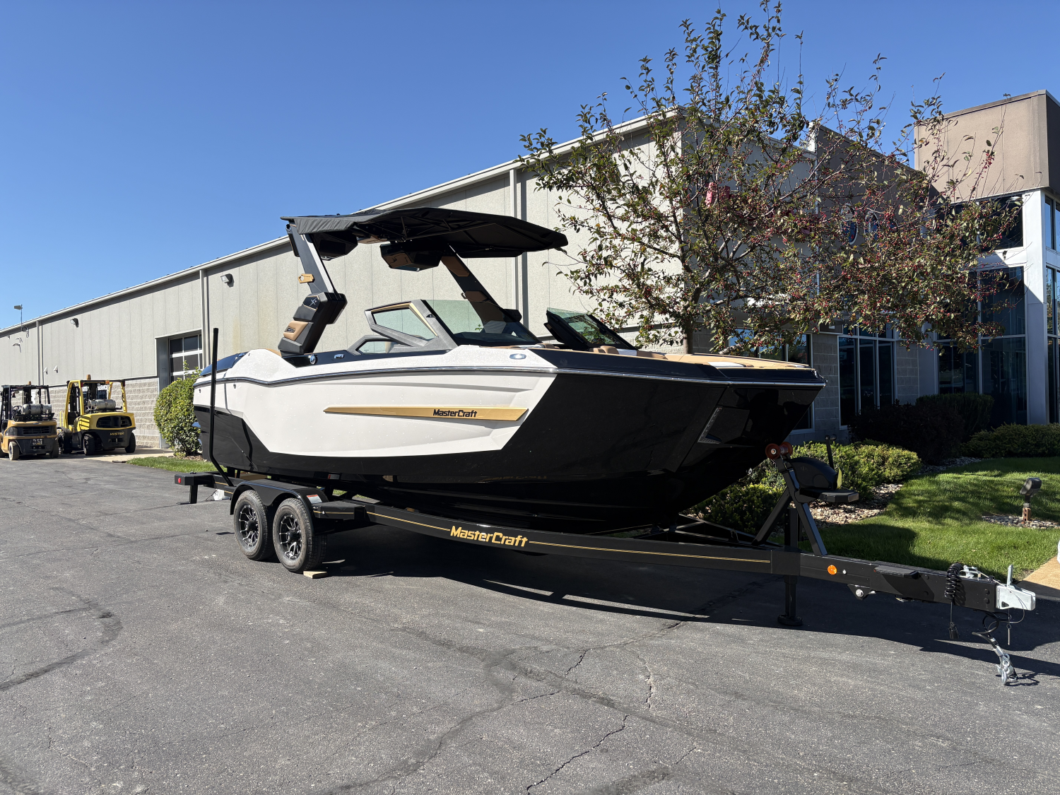 2027 MasterCraft X24